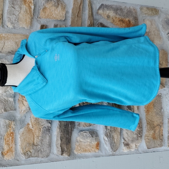 UMBRO SWEATSHIRT AQUA BLUE DIAGONAL NECK ZIPPER - Picture 1 of 7